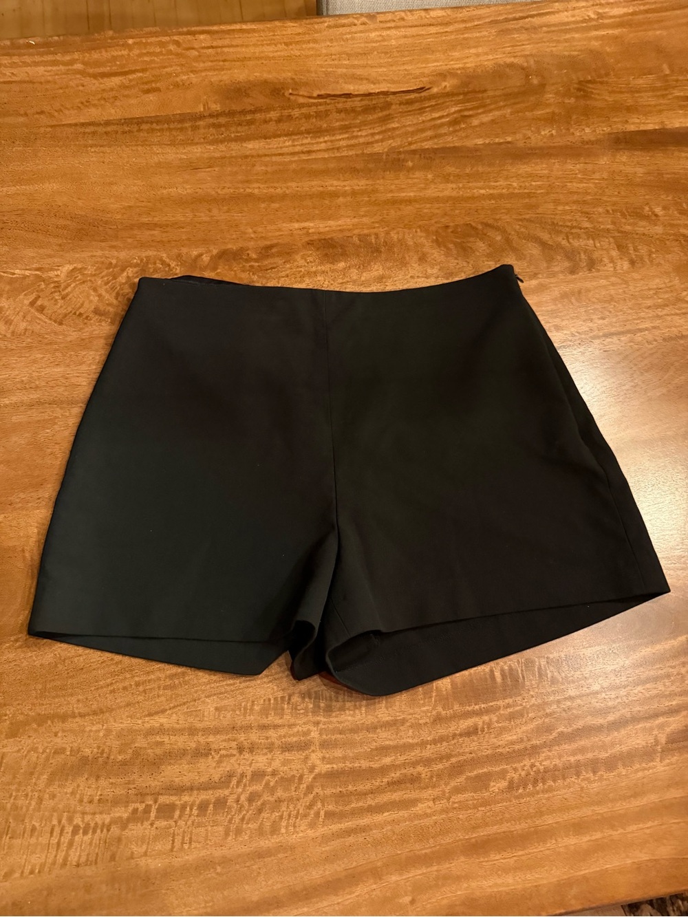 Aritzia Black High-Waist Tailored Shorts